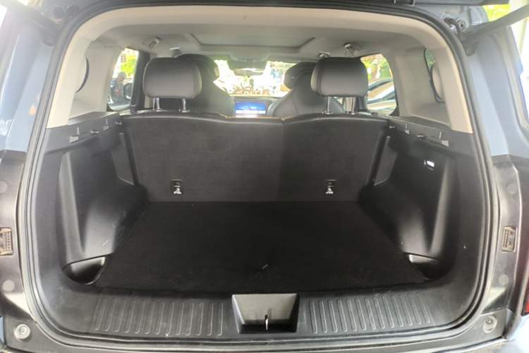 Used Haval X DOG 2022 1.5T DCT Two-Wheel Drive Trendy Edition Trunk