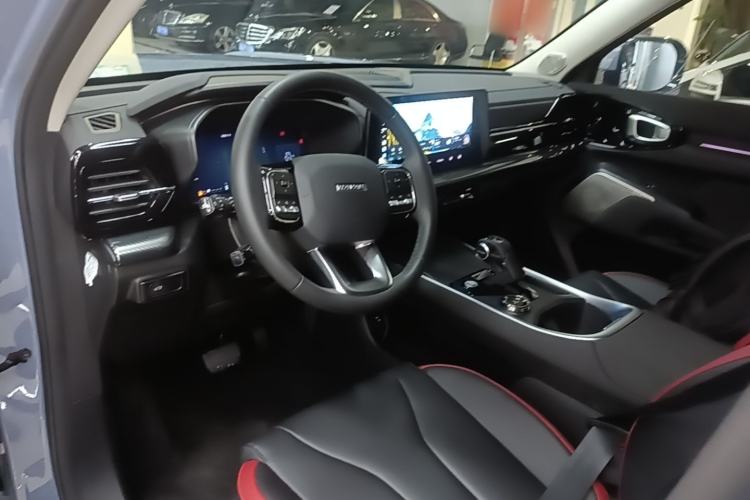 Used Haval X DOG 2022 1.5T DCT Four-Wheel Drive Trendy Wild Edition Center Console