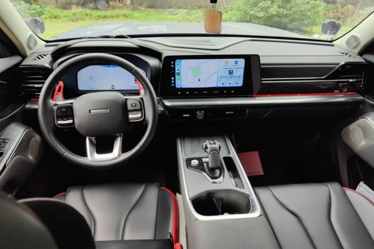 Used Haval X DOG 2022 1.5T DCT Two-Wheel Drive Trendy Edition Center Console