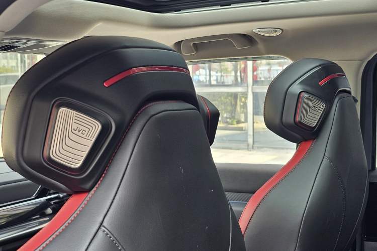 Used Haval X DOG 2022 1.5T DCT Two-Wheel Drive Trendy Edition Interior 2