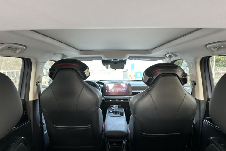 Used Haval X DOG 2022 1.5T DCT Two-Wheel Drive Trendy Edition Interior 3