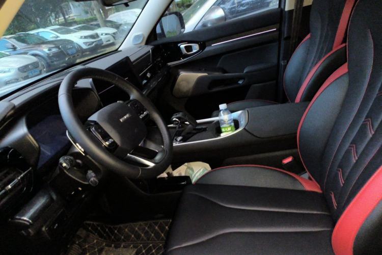 Used Haval X DOG 2022 1.5T DCT Two-Wheel Drive Trendy Edition Left Front Seat