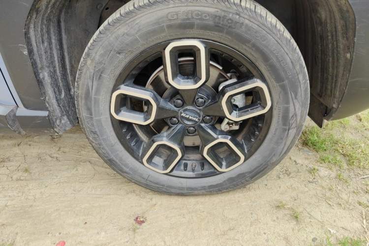 Used Haval X DOG 2022 1.5T DCT Two-Wheel Drive Trendy Edition Right Front Wheel Hub