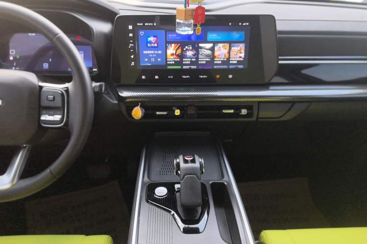 Used Haval X DOG 2022 1.5T DCT Two-Wheel Drive Trendy Edition Audio And AC Panel