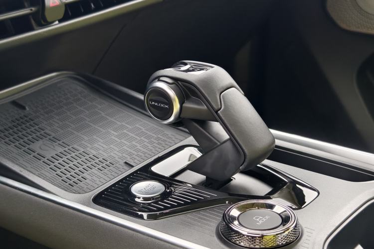 Used Haval X DOG 2022 1.5T DCT Four-Wheel Drive Trendy Wild Edition Gear Lever