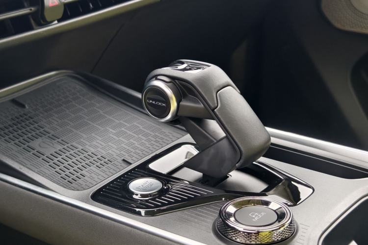 Used Haval X DOG 2022 1.5T DCT Four-Wheel Drive Trendy Wild Edition Gear Lever