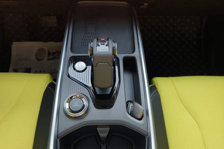 Used Haval X DOG 2022 1.5T DCT Four-Wheel Drive Trendy Wild Edition Gear Lever