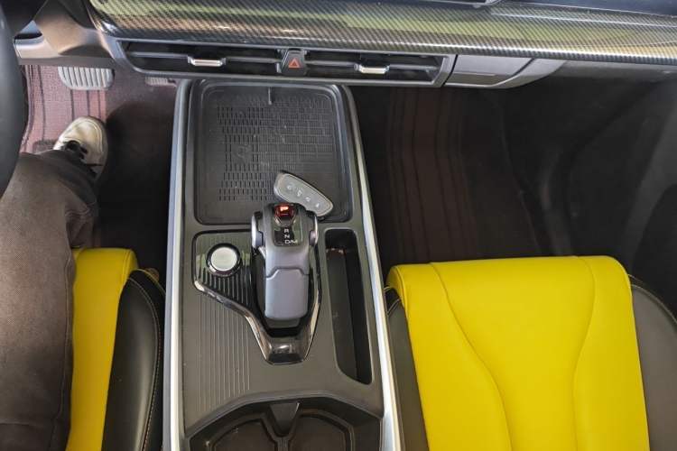 Used Haval X DOG 2022 1.5T DCT Two-Wheel Drive Trendy Sound Edition Gear Lever