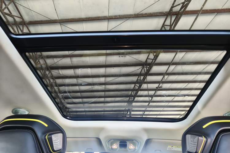 Used Haval X DOG 2022 1.5T DCT Two-Wheel Drive Trendy Edition Headliner