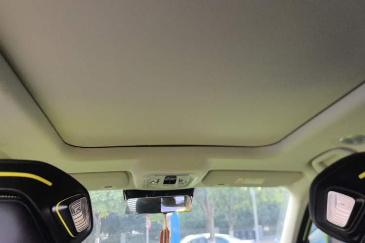 Used Haval X DOG 2022 1.5T DCT Two-Wheel Drive Trendy Edition Headliner
