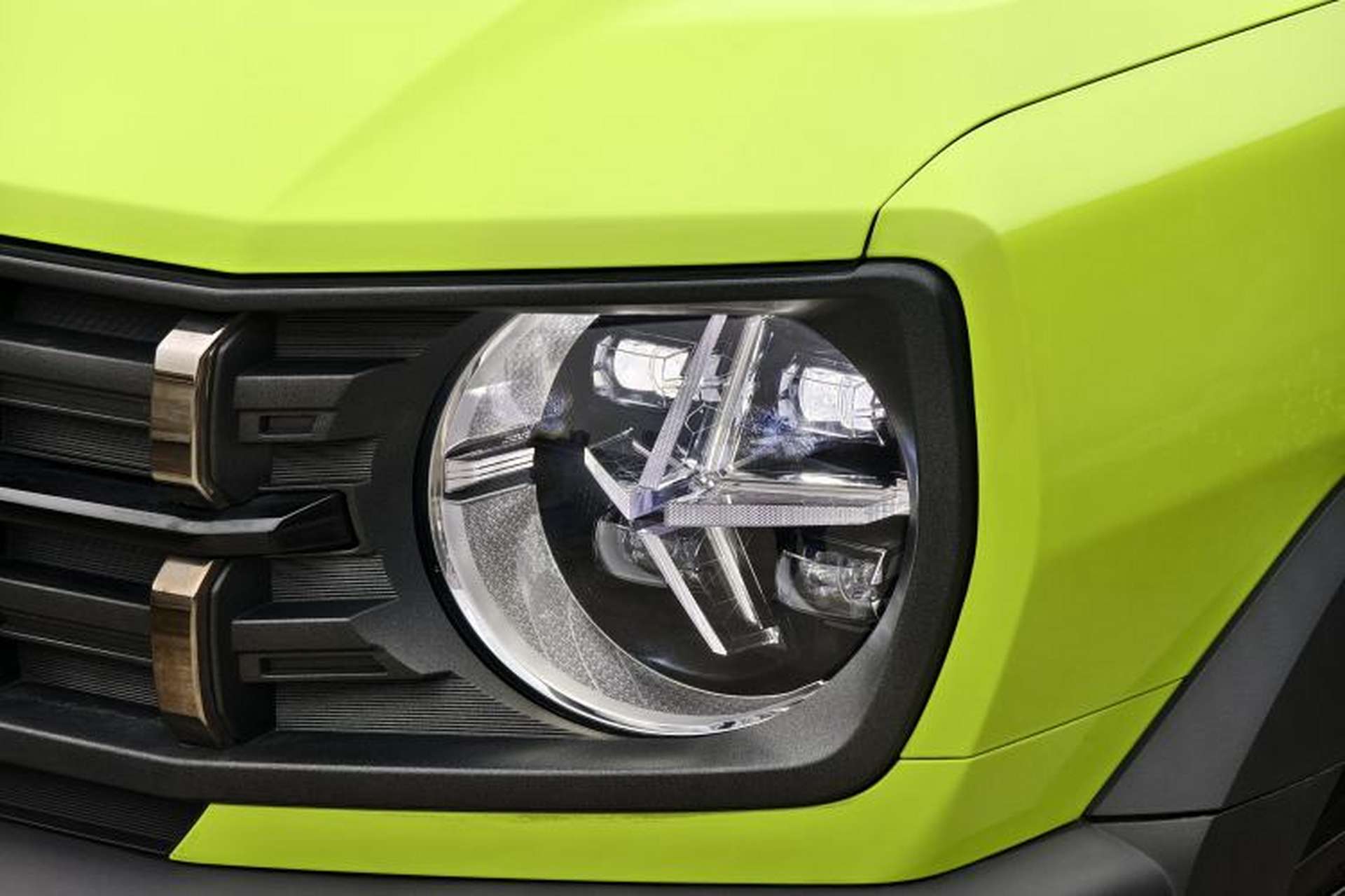 Used Haval X DOG 2022 1.5T DCT Four-Wheel Drive Trendy Wild Edition Left Front Headlight