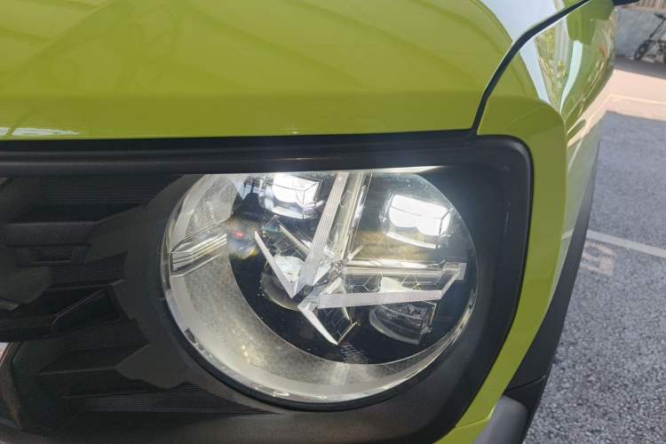 Used Haval X DOG 2022 1.5T DCT Two-Wheel Drive Trendy Edition Left Front Headlight