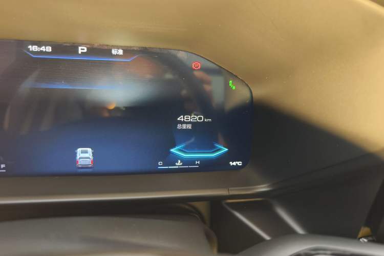 Used Haval X DOG 2022 1.5T DCT Four-Wheel Drive Trendy Wild Edition Odometer Close Up