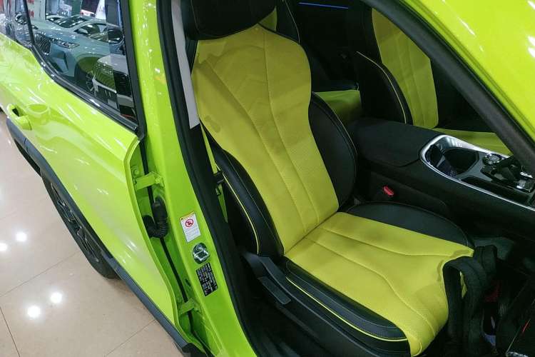 Used Haval X DOG 2022 1.5T DCT Four-Wheel Drive Trendy Wild Edition Right Front Seat