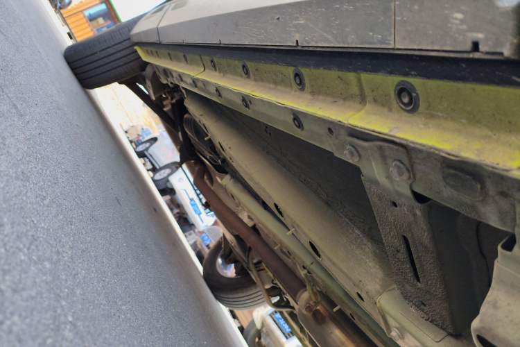 Used Haval X DOG 2022 1.5T DCT Two-Wheel Drive Trendy Edition Right Side Sill