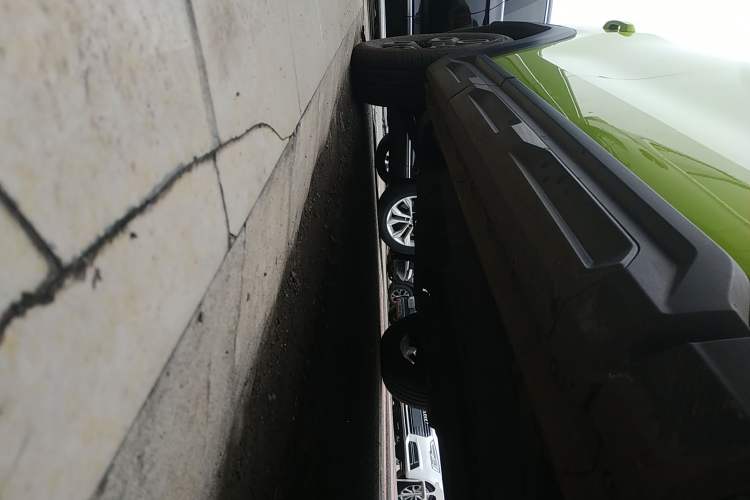 Used Haval X DOG 2022 1.5T DCT Four-Wheel Drive Trendy Wild Edition Right Side Sill