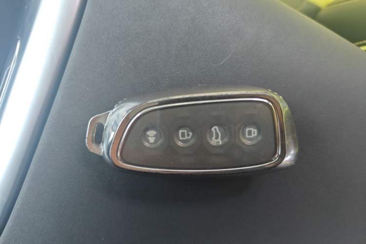 Used Haval X DOG 2022 1.5T DCT Four-Wheel Drive Trendy Wild Edition Vehicle Key