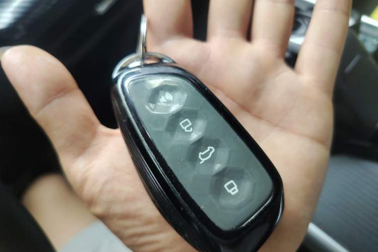 Used Haval X DOG 2022 1.5T DCT Two-Wheel Drive Trendy Edition Vehicle Key