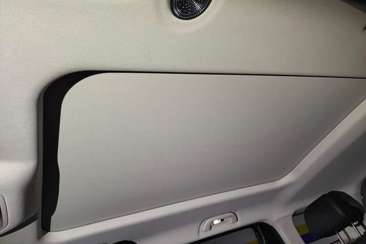 Used Haval X DOG 2022 1.5T DCT Two-Wheel Drive Trendy Edition Headliner