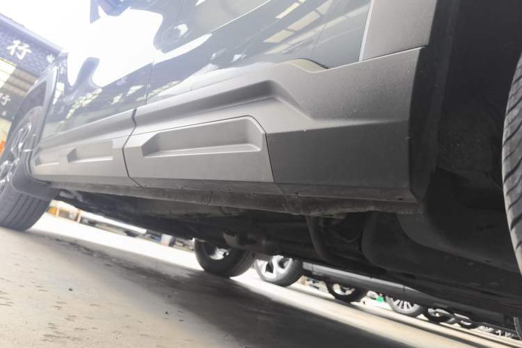 Used Haval X DOG 2022 1.5T DCT Two-Wheel Drive Trendy Sound Edition Left Side Sill
