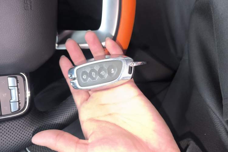 Used Haval X DOG 2022 1.5T DCT Two-Wheel Drive Trendy Sound Edition Vehicle Key