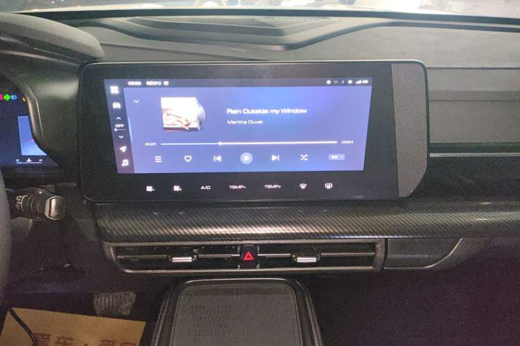 Used Haval X DOG 2022 1.5T DCT Two-Wheel Drive Trendy Edition Audio And AC Panel
