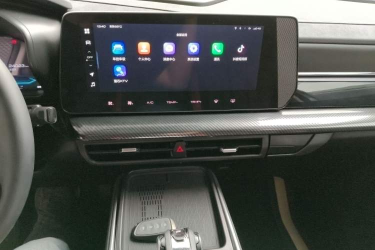 Used Haval X DOG 2022 1.5T DCT Two-Wheel Drive Trendy Edition Audio And AC Panel