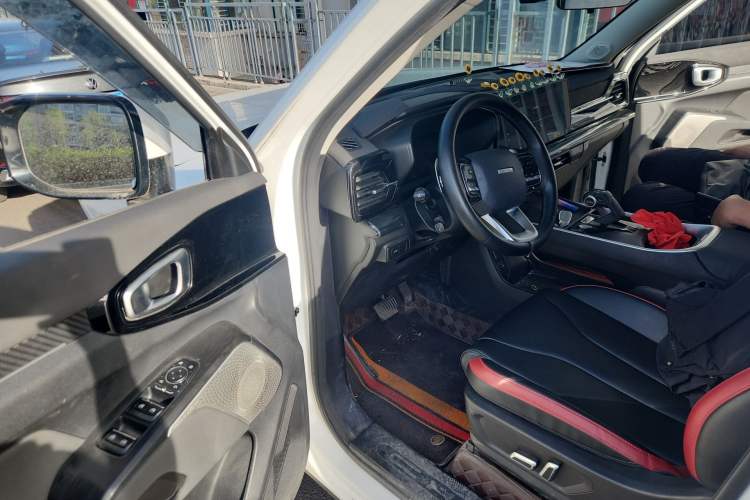 Used Haval X DOG 2022 1.5T DCT Two-Wheel Drive Trendy Edition Driver Seat
