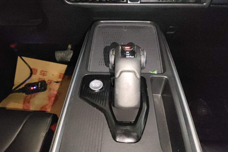 Used Haval X DOG 2022 1.5T DCT Two-Wheel Drive Trendy Edition Gear Lever