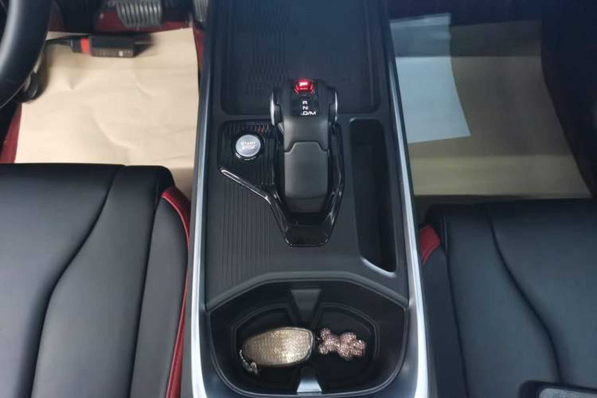 Used Haval X DOG 2022 1.5T DCT Two-Wheel Drive Trendy Sound Edition Gear Lever