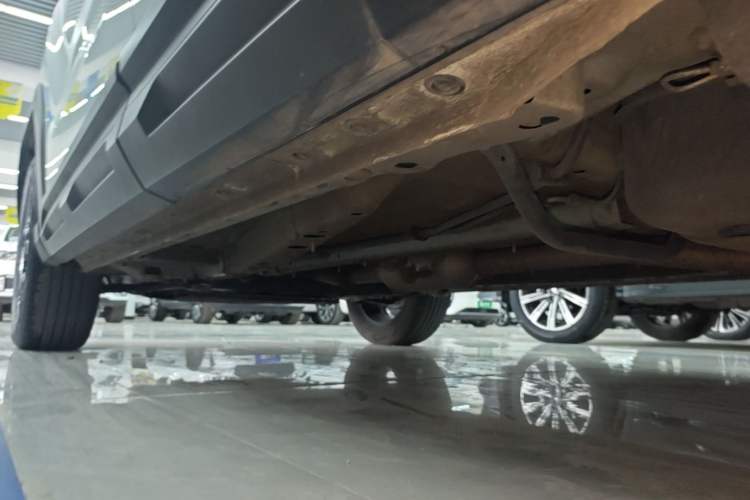 Used Haval X DOG 2022 1.5T DCT Two-Wheel Drive Trendy Edition Left Side Sill