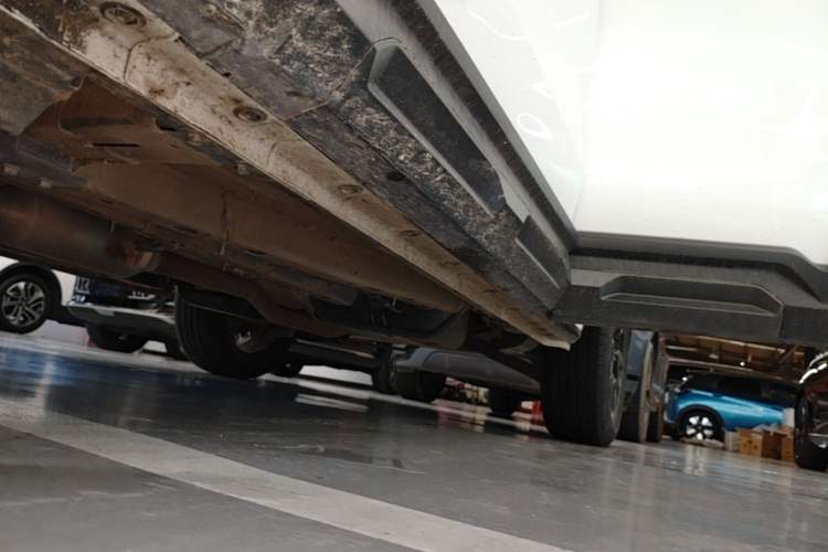 Used Haval X DOG 2022 1.5T DCT Two-Wheel Drive Trendy Edition Left Side Sill
