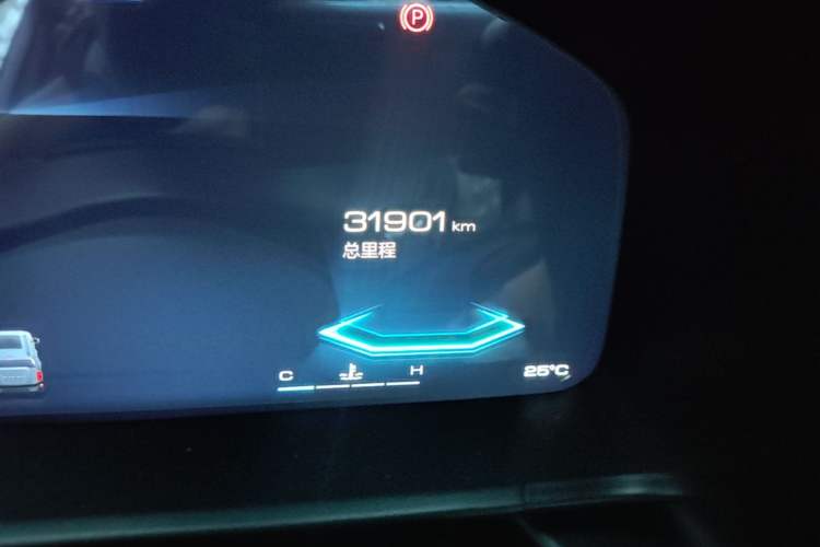 Used Haval X DOG 2022 1.5T DCT Four-Wheel Drive Trendy Wild Edition Odometer Close Up