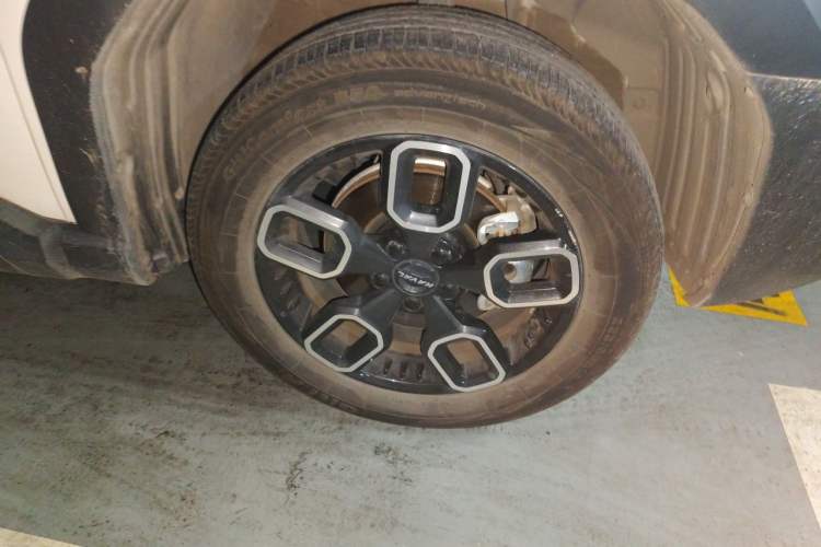 Used Haval X DOG 2022 1.5T DCT Two-Wheel Drive Trendy Edition Right Front Wheel Hub