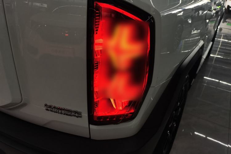 Used Haval X DOG 2022 1.5T DCT Two-Wheel Drive Trendy Sound Edition Right Rear Taillight