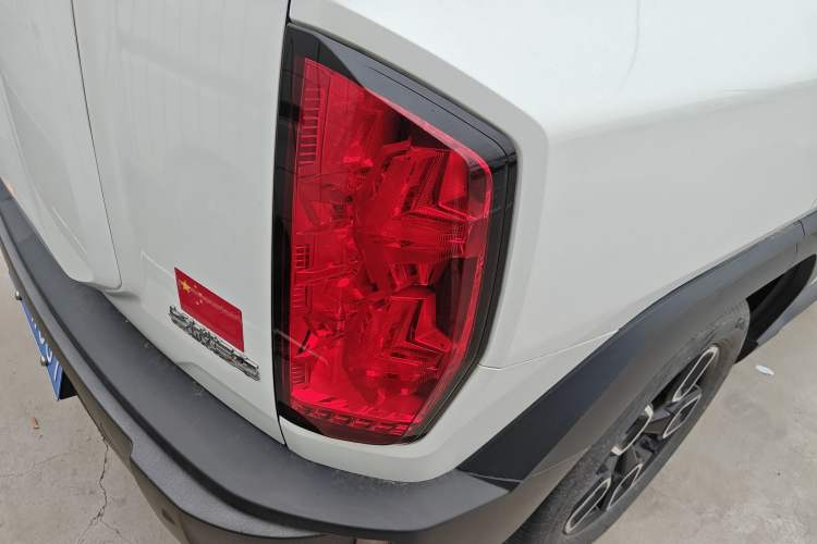 Used Haval X DOG 2022 1.5T DCT Two-Wheel Drive Trendy Edition Right Rear Taillight
