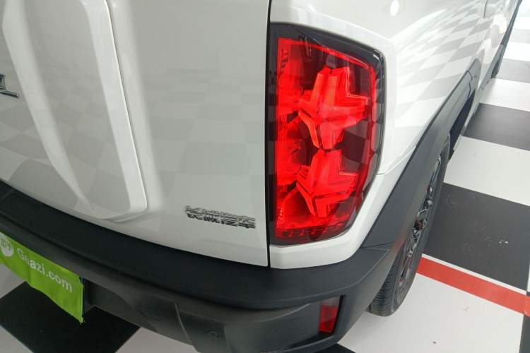 Used Haval X DOG 2022 1.5T DCT Two-Wheel Drive Trendy & Cool Edition Right Rear Taillight