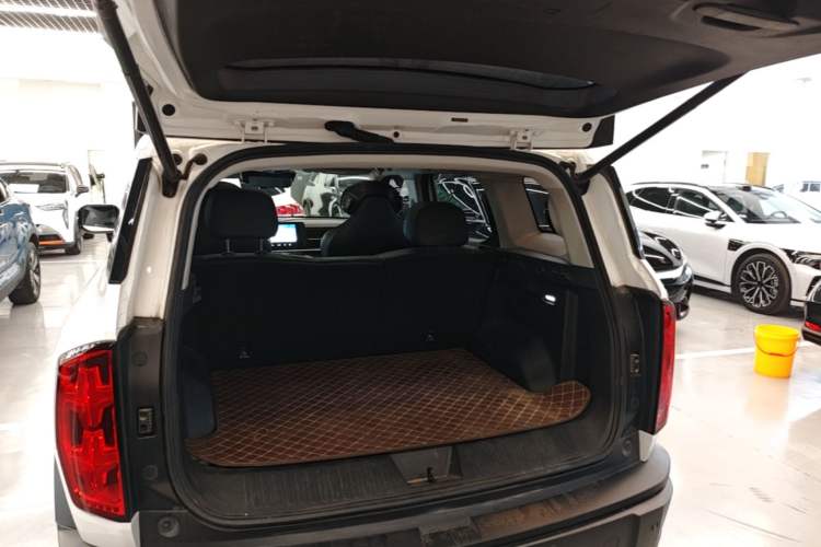 Used Haval X DOG 2022 1.5T DCT Two-Wheel Drive Trendy Edition Trunk