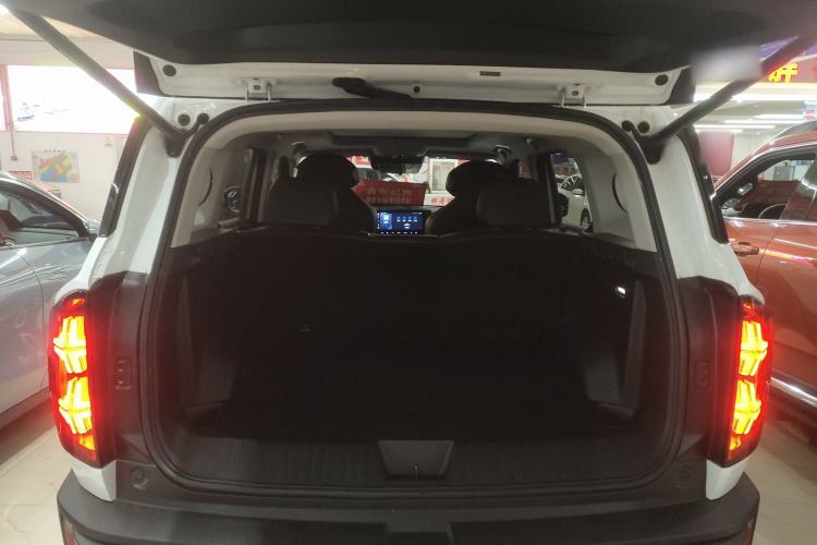 Used Haval X DOG 2022 1.5T DCT Two-Wheel Drive Trendy Edition Trunk
