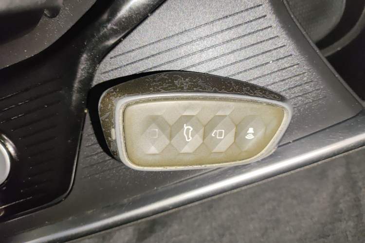 Used Haval X DOG 2022 1.5T DCT Two-Wheel Drive Trendy Edition Vehicle Key