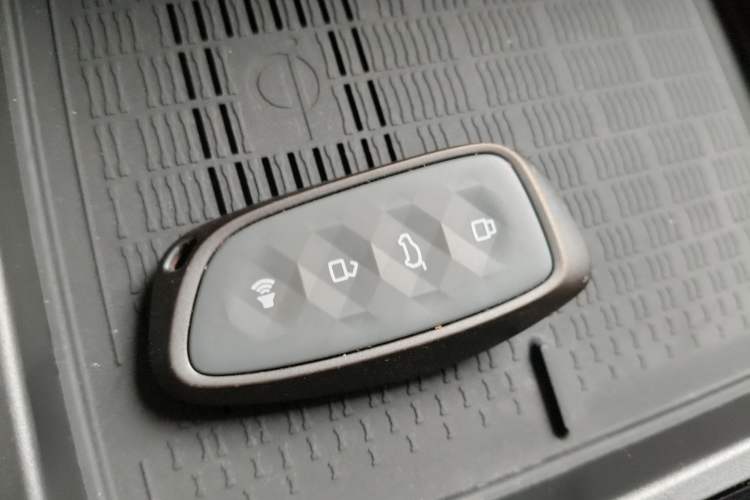 Used Haval X DOG 2022 1.5T DCT Two-Wheel Drive Trendy Edition Vehicle Key