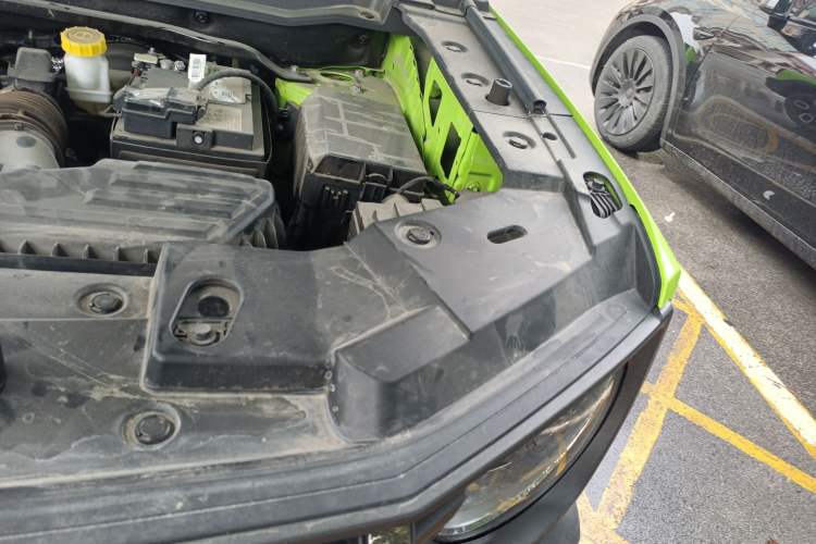 Used Haval X DOG 2022 1.5T DCT Two-Wheel Drive Trendy Edition Engine Bay Left