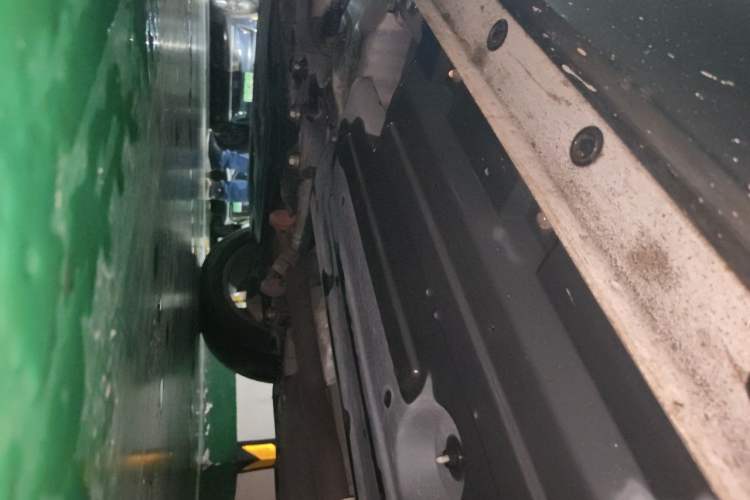 Used Haval XY  Chassis Front Left