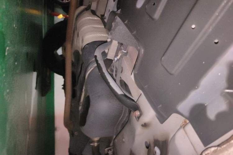 Used Haval XY  Chassis Rear Left