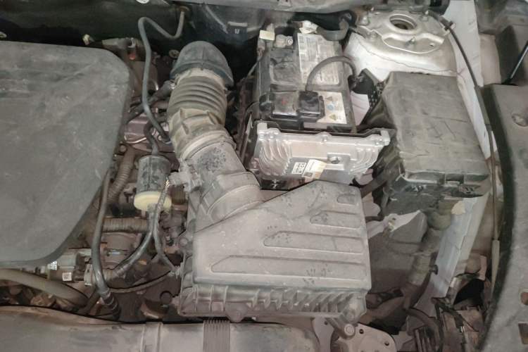 Used Haval XY  Engine Bay Left