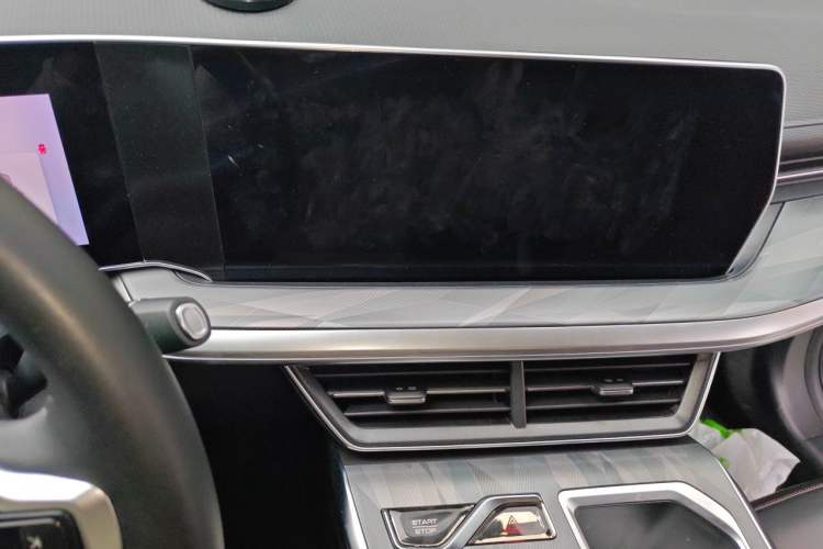 Used Haval XY 2022 1.5T Smart Edition Audio And AC Panel