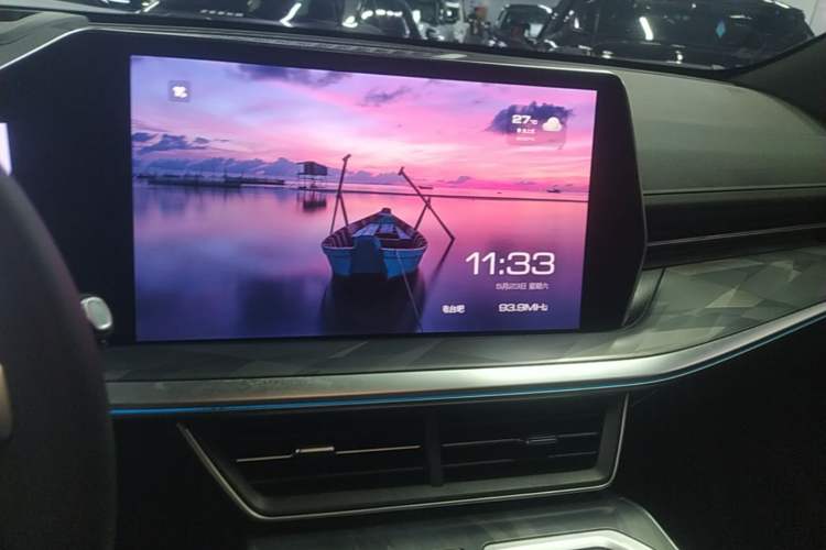 Used Haval XY 2022 1.5T Smart Edition Audio And AC Panel