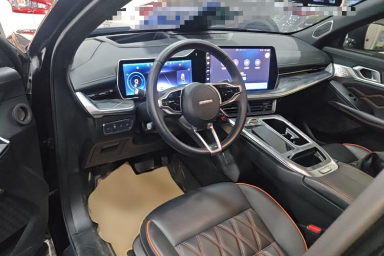 Used Haval XY 2022 2.0T Smart Edition Center Console