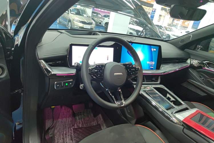 Used Haval XY 2022 1.5T Smart Edition Center Console