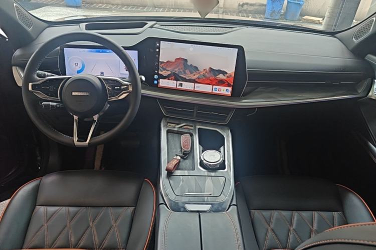 Used Haval XY 2022 1.5T ZhiZun Edition Center Console